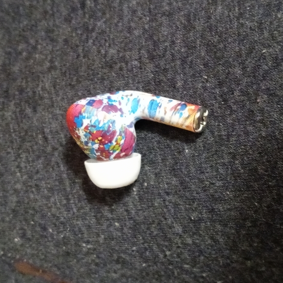 COPY - Mosaic Wireless Ear Buds with Charging Case & Extension Short Cord. - Picture 4 of 8